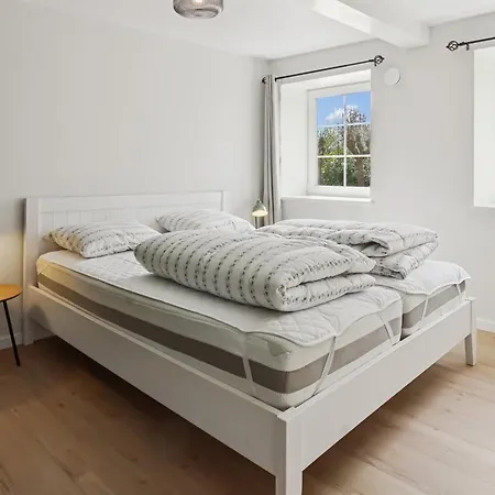 Farah - 25km From The Sea By Interhome *
